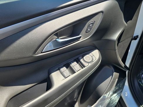 New 2026 Buick Envista Preferred FWD image 13