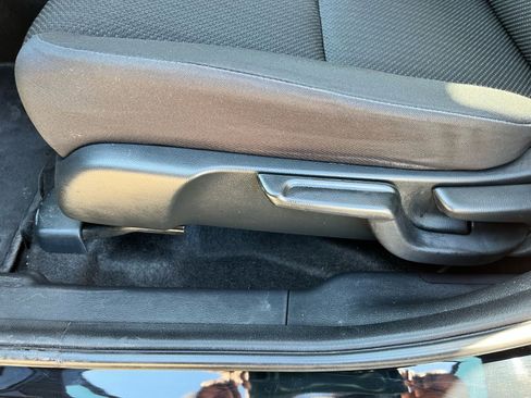 Used 2017 Honda HR-V EX image 15