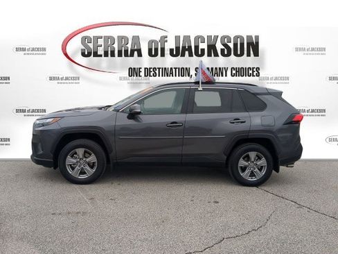 Used 2024 Toyota RAV4 XLE image 6