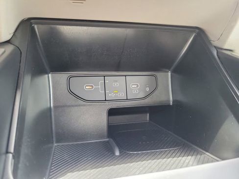 Used 2025 Kia Sorento EX w/ Panoramic Sunroof Package FWD image 26