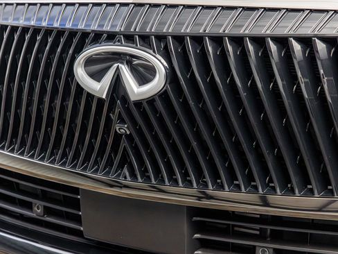 Used 2025 INFINITI QX80 Autograph w/ Autograph Exterior Package AWD/4WD image 4