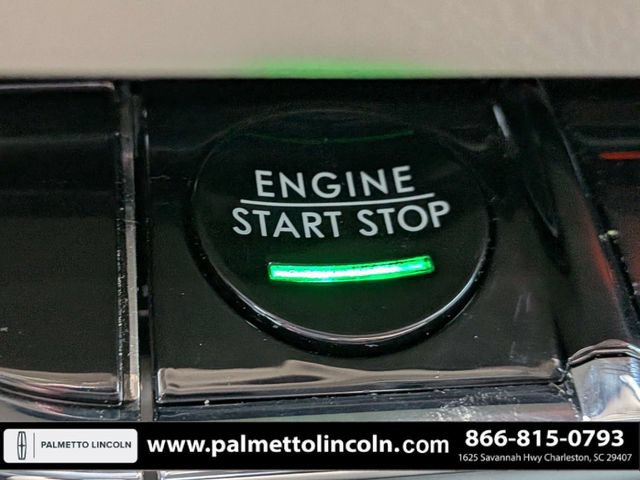 Certified 2022 Lincoln Nautilus FWD w/ Premium Package image 29