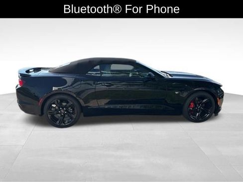 Used 2023 Chevrolet Camaro LT w/ Technology Package RWD image 9