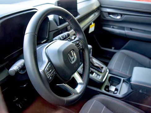 Used 2026 Honda CR-V Sport image 11
