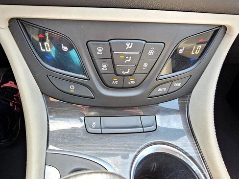 Used 2020 Buick Envision Essence image 38