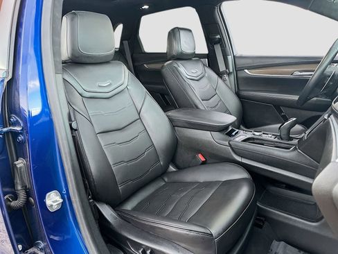 Used 2024 Cadillac XT5 Sportv w/ Platinum Package image 31