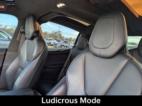 Used 2019 Tesla Model X Performance image 9