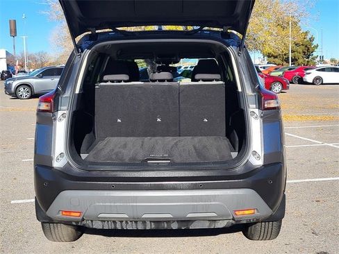 Used 2023 Nissan Rogue SV image 30