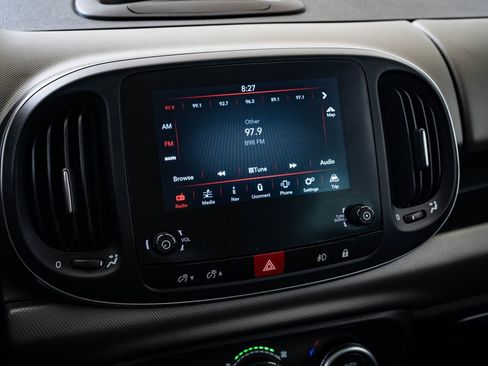 Used 2019 FIAT 500L Lounge w/ Graphite Edition image 27
