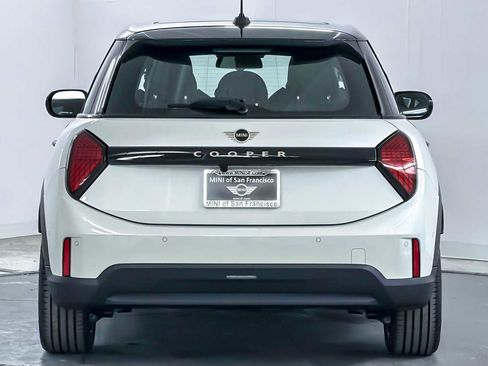 New 2026 MINI Cooper 4-Door Hardtop image 7