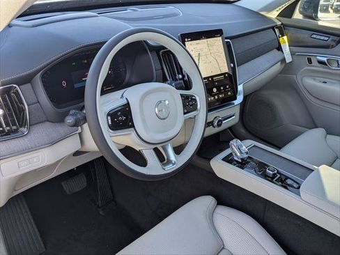 New 2026 Volvo XC90 T8 Ultra w/ Protection Package Premier AWD/4WD image 7
