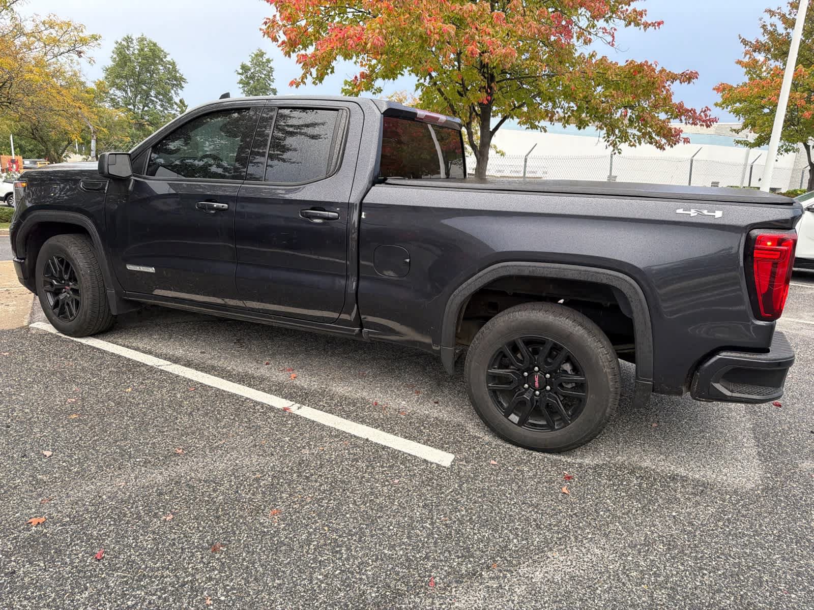 Certified 2023 GMC Sierra 1500 Elevation AWD/4WD image 4