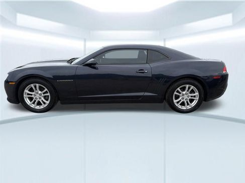 Used 2014 Chevrolet Camaro LS RWD image 17