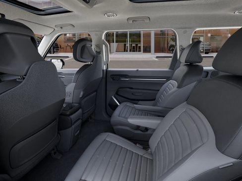 New 2026 Kia EV9 Land image 18