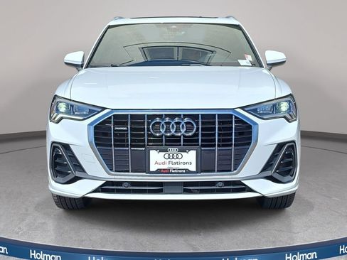 Used 2020 Audi Q3 2.0T Premium Plus w/ Premium Plus Package AWD/4WD image 3