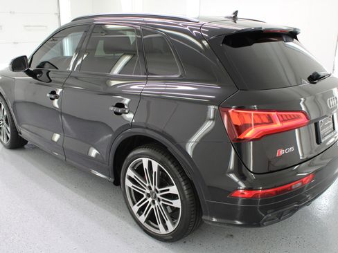 Used 2019 Audi SQ5 Premium Plus w/ Premium Plus Package image 6