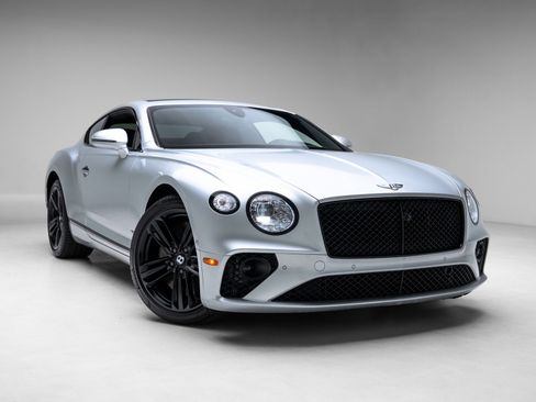 Used 2023 Bentley Continental GT Mulliner AWD/4WD image 19