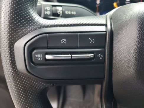 Used 2023 Chevrolet Colorado Trail Boss AWD/4WD image 11
