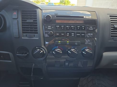 Used 2013 Toyota Tundra 2WD Double Cab image 17