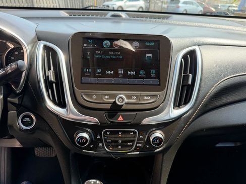 Used 2018 Chevrolet Equinox Premier w/ LPO, Cargo Package FWD image 18