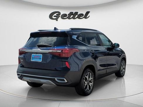 Used 2023 Kia Seltos EX AWD/4WD image 5