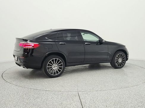Used 2023 Mercedes-Benz GLC 300 4MATIC Coupe image 5
