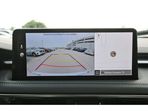 Used 2025 Genesis G70 2.5T RWD image 25