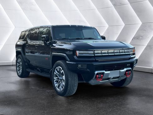 Certified 2025 GMC Hummer EV 3X w/ LPO, Sport Package AWD/4WD image 8