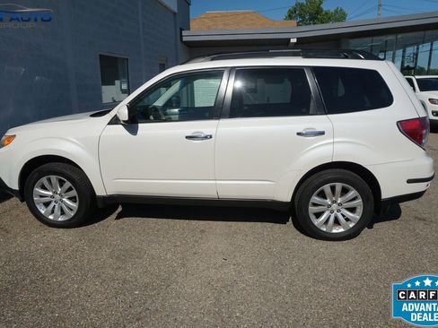 Used 2012 Subaru Forester 2.5X Premium w/ All-Weather Pkg AWD/4WD image 13