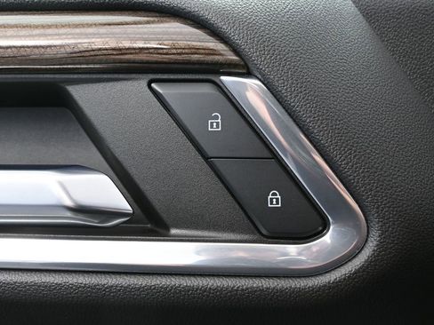 Used 2023 Chevrolet Silverado 1500 RST w/ Max Trailering Package image 25