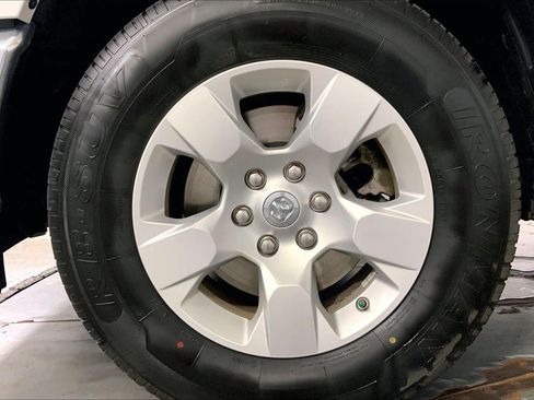 Used 2023 RAM 1500 Big Horn AWD/4WD image 9