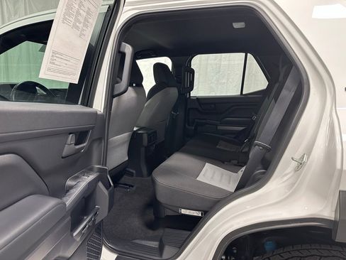 Used 2025 Toyota 4Runner TRD Off-Road image 43