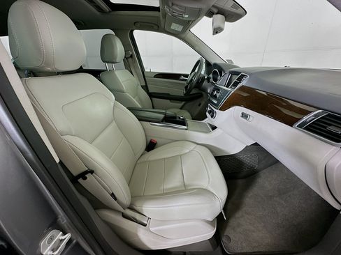 Used 2015 Mercedes-Benz ML 350 4MATIC image 32