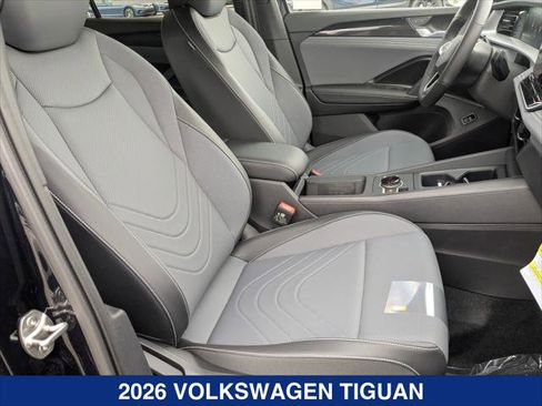 New 2026 Volkswagen Tiguan SE R-Line FWD image 18