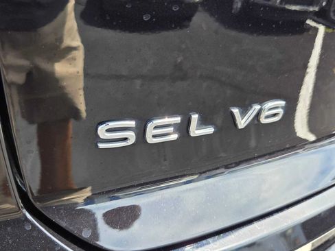 Used 2021 Volkswagen Atlas Cross Sport SEL FWD image 16