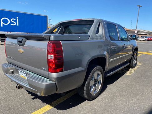 Used 2008 Chevrolet Avalanche LT w/ LT Preferred Equipment Group AWD/4WD image 4