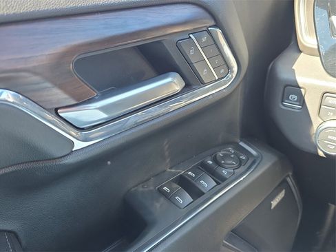 Used 2024 GMC Sierra 1500 SLT w/ SLT Premium Plus Package image 11