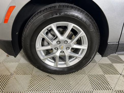 Used 2024 Chevrolet Equinox LS w/ LS Convenience Package image 25