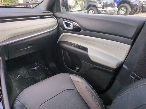 Certified 2023 Jeep Compass Limited w/ Elite Group image 17