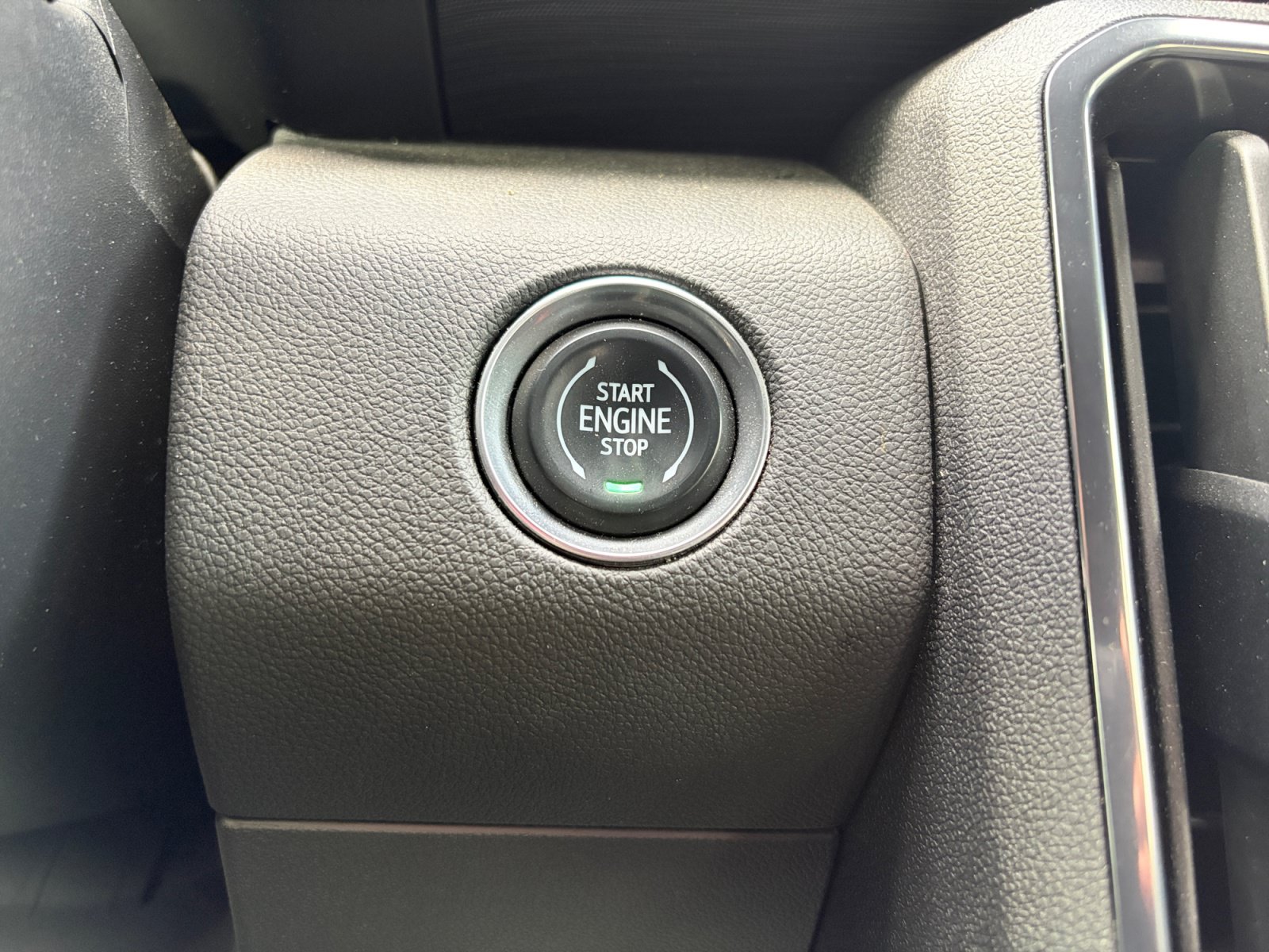 Used 2024 GMC Acadia AT4 w/ Luxury Package AWD/4WD image 28