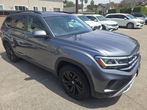Used 2022 Volkswagen Atlas SE w/ Black Wheel Package AWD/4WD image 2
