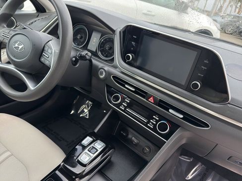 Used 2022 Hyundai Sonata Blue image 15