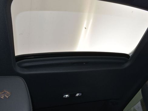 New 2025 Chevrolet Silverado 1500 High Country image 29