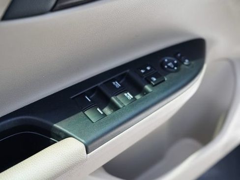Used 2015 Honda Accord Touring image 37
