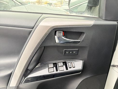 Certified 2018 Toyota RAV4 Limited image 13