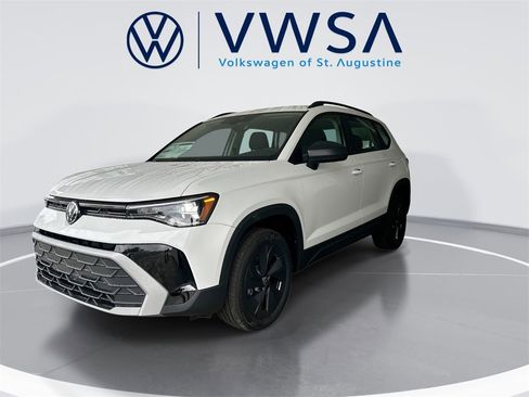 New 2026 Volkswagen Taos S image 3