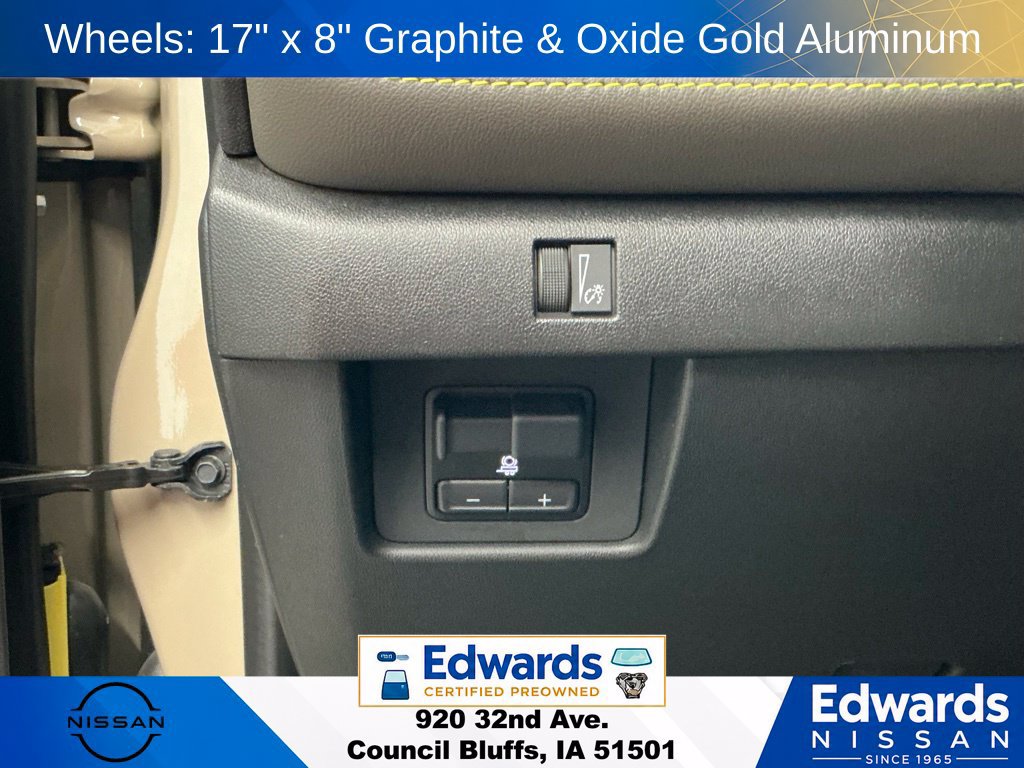 Used 2023 Chevrolet Colorado ZR2 w/ ZR2 Convenience Package III AWD/4WD image 26