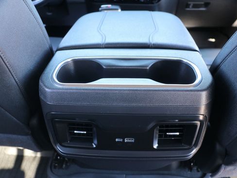 Used 2024 Chevrolet Silverado 1500 LT Trail Boss w/ Convenience Package II image 31