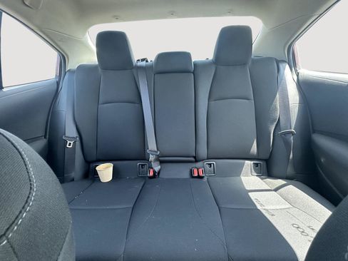 Used 2022 Toyota Corolla LE FWD image 12