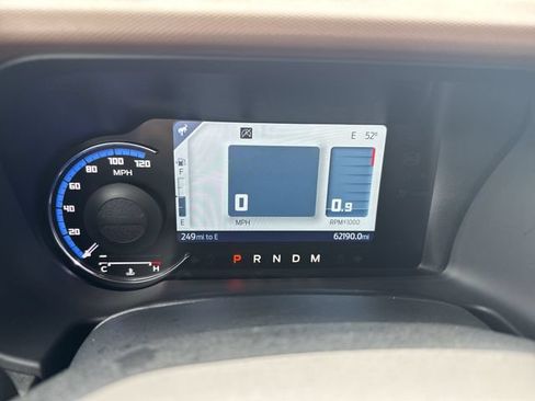 Used 2024 Ford Bronco Outer Banks AWD/4WD image 12